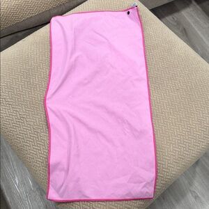 Pink Microfiber Towel with Hot Pink Trim